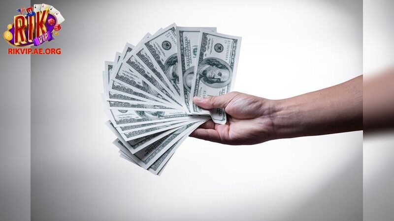 Tìm hiểu về chương trình hoàn trả game bài 2025